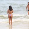 Munik Nunes e Daniel Cotrim curtem praia no Rio
