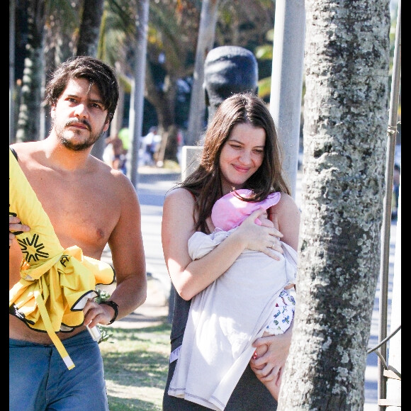 Eva é filha de Nathalia Dill e do músico Pedro Curvello