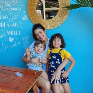 Letícia Almeida tem duas filhas pequenas