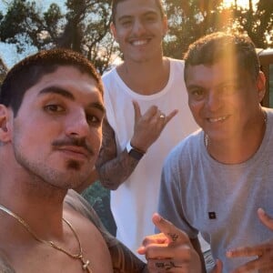 Gabriel Medina tem um irmão, Felipe Medina, que também não fala com a mãe