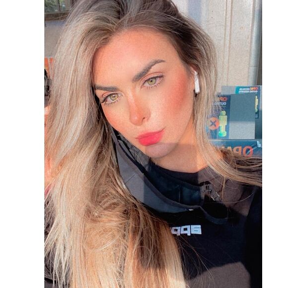 Priscilla Moura é advogada e atualmente estuda biomedicina