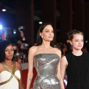 Angelina Jolie apareceu com parte da família para promover seu novo longa, 'Eternos'