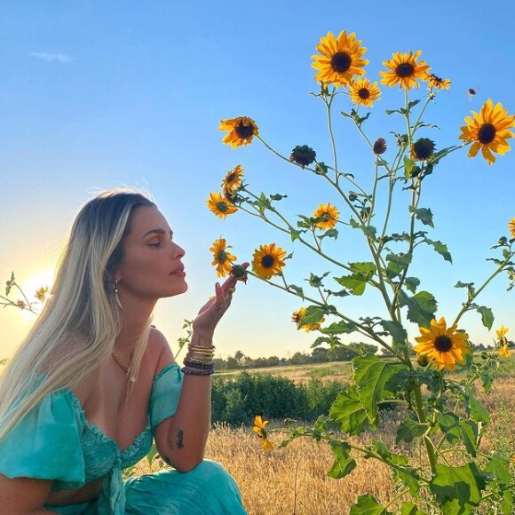 Yasmin Brunet, de 33 anos, fez botox preventivo e especialista diz que não existe idade mínima para fazer o procedimento estético