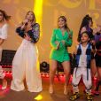 Virgínia Fonseca subiu no palco, dançou e interagiu com fãs no evento teen que contou com a presença de influenciadores mirins