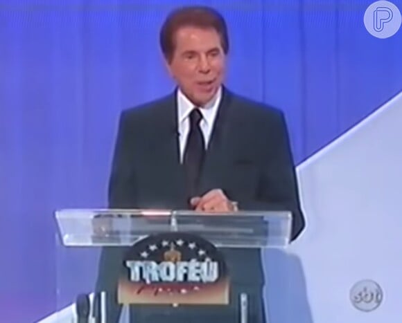 Silvio Santos usou microfone de lapela durante o 'Troféu Imprensa' em 1998