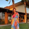 Saída de praia de Andressa Suita: modelo já escolheu longo com amarração na cintura e estampa floral