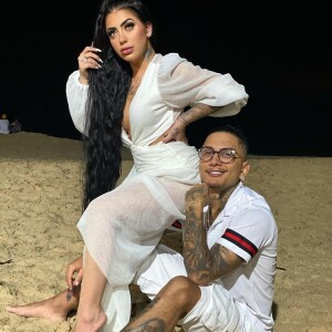 MC Mirella e Dynho Alves são casados desde fevereiro deste ano, e participaram do 'Power Couple' antes do funkeiro entrar em 'A Fazenda 13'