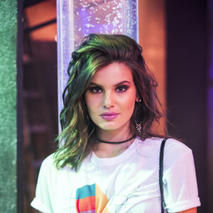 Camila Queiroz: polêmica com a Globo