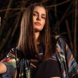 Confirmação de Camila Queiroz em 'Casamento às Cegas' acontece uma semana após saída da atriz da Globo