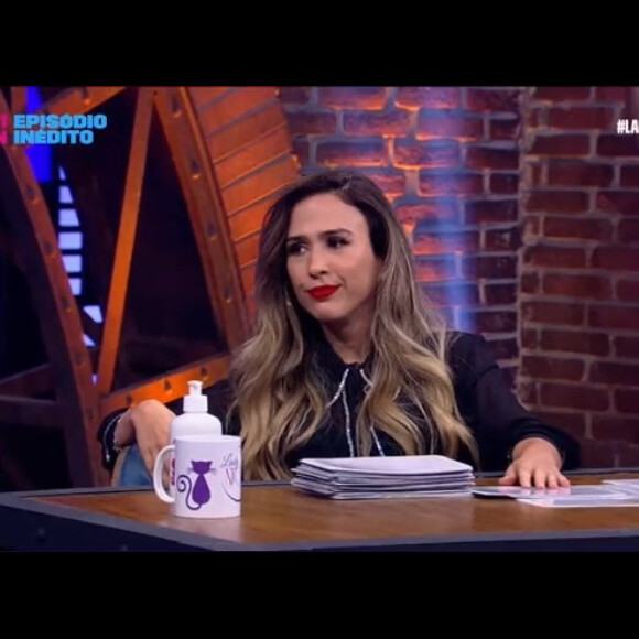Tatá Werneck afirmou que ao contrário do que disse Fiuk, ela não combina o roteiro do programa com os entrevistados