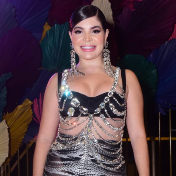 'Farofa da GKay' é uma festa de três dias organizada por GKay