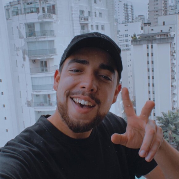 Lucas Selfie declarou: 'Muito doido observar como essas estratégias de marketing sempre funcionam na internet'