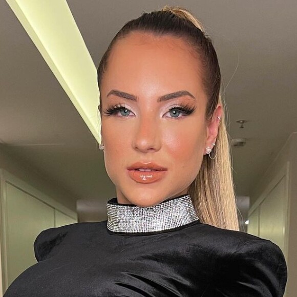 Gabi Martins também felicitou Tays Reis e Biel pelo bebê