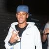 Neymar posa para os fotógrafos