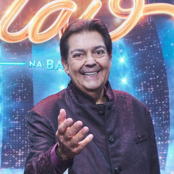 Faustão zoou o filho João Guilherme, com quem irá trabalhar na Band: 'Não assinou o contrato porque a gente não sabe se você vai levar a sério'