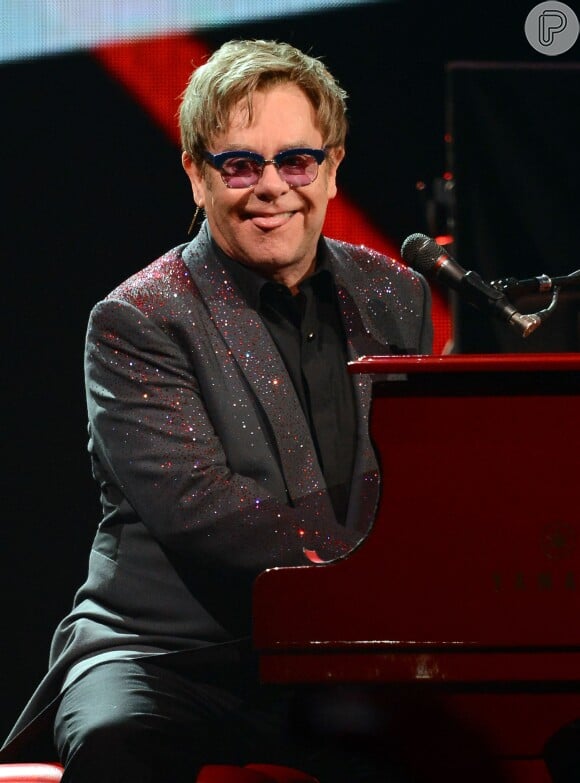 O inglês Elton John ficou em nono na lista, com US$ 450 milhões acumulados