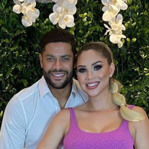 Hulk e Camila Ângelo oficializaram a união em fevereiro de 2020