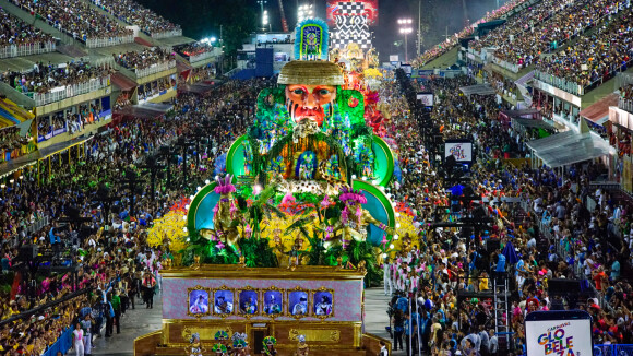 Carnaval 2022 no Rio: escolas de samba ignoram indefinição dos desfiles e seguem trabalhando