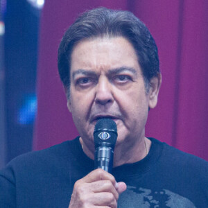 Fausto Silva testou positivo para Covid-19 e gravações de programa foram suspensas