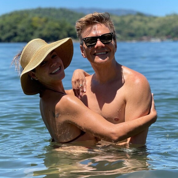 Thais Fersoza e Michel Teló: apresentadora revelou os votos de aniversário para o marido. 'Que você tenha em dobro tudo que transmite pro universo'