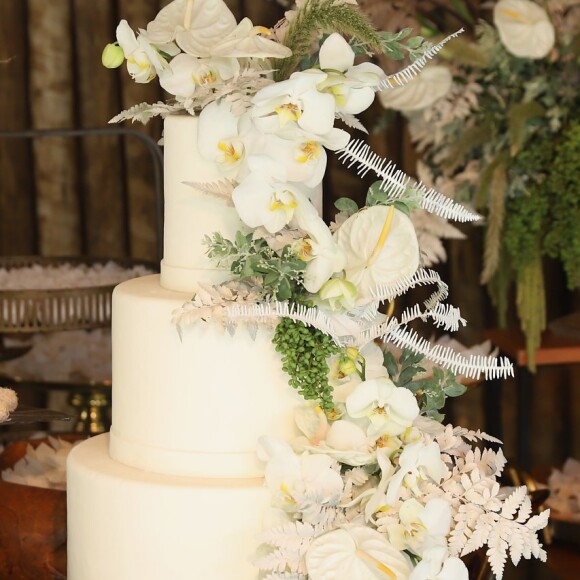 Casamento de Jojo Todynho contou com decoração na cor branca