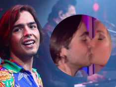 Filho de Faustão, João Guilherme Silva ganha beijão da namorada no aniversário de 18 anos. Vídeo!