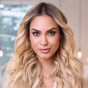 Sarah Andrade aponta impacto do 'BBB' em seu estilo e dá dicas para usar joias: 'Completam look'