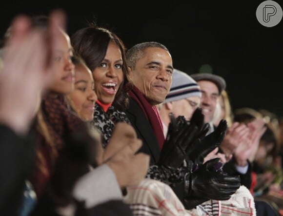 Barack Obama participa de evento ao lado da mulher, Michelle, e das filhas, Malia e Sasha