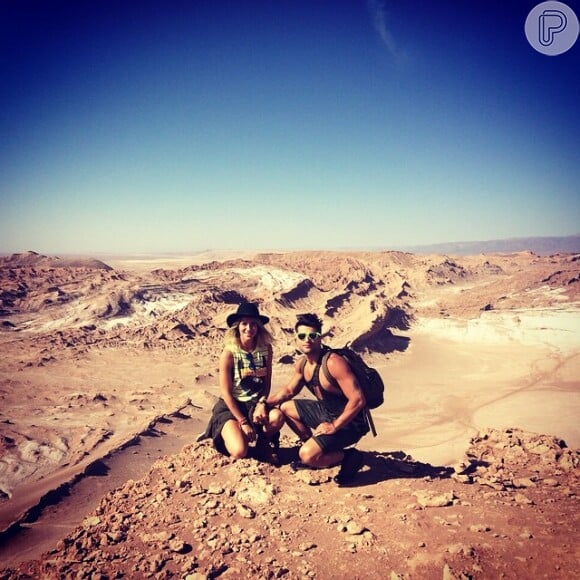 Bruno Gagliasso e Giovanna Ewbank viajam para o deserto do Atacama, no Chile. O ator postou esta foto da viagem nesta sexta-feira, 5 de dezembro de 2014