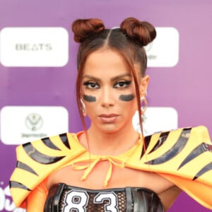 Anitta declarou torcida para o Cincinnati Bengals, time do affair Tyler Boyd