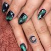 Aurora boral é inspiração para nail art exótica que está em alta no Pinterest