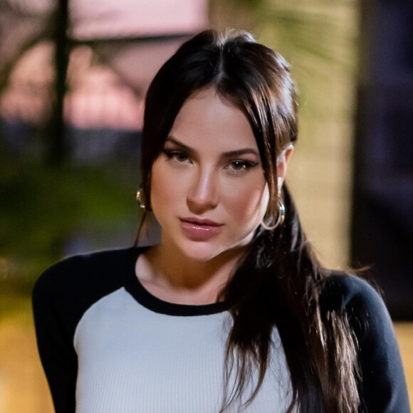 Gabi Martins explicou que está fazendo sessões de terapia e, por isso, se afastou das redes sociais