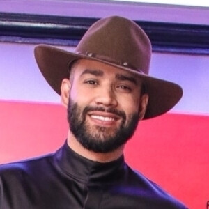 Fotos de Gusttavo Lima e da adolescente foram anexadas ao processo para provar suposta semelhança