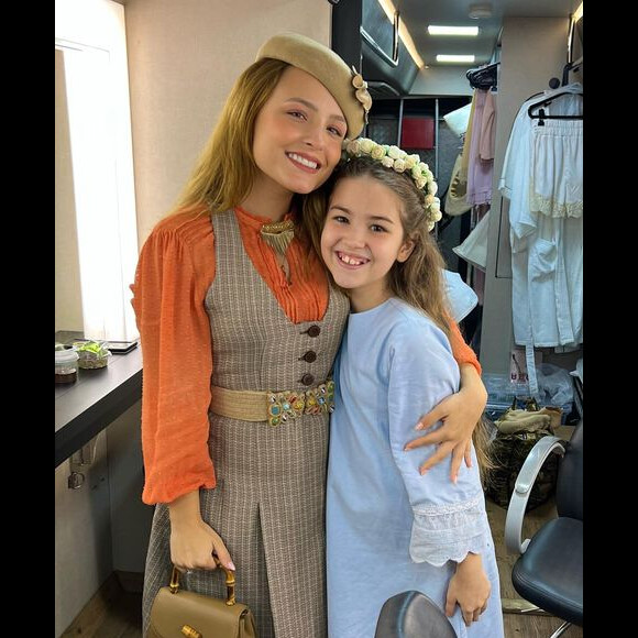 Larissa Manoela e Sofia Budke dividem papel de Isadora na novela 'Além da Ilusão'