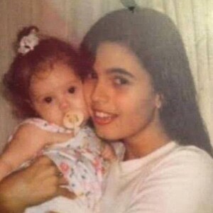 Emanuelle Araújo tinha 19 anos quando a filha, Bruna, nasceu