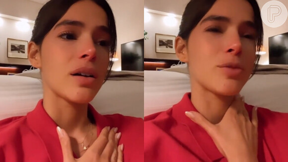 Bruna Marquezine chorou e se emocionou ao agradecer pelas mensagens de carinho que tem recebido após o anúncio do filme da DC