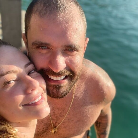 Paolla Oliveira e Diogo Nogueira agitam a web com foto sensual