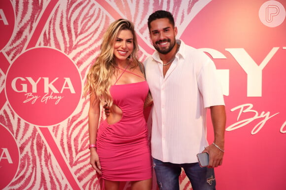 Bil Araújo e Erika Schneider curtiram a festa de lançamento da marca de roupas de Gkay