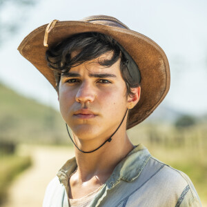 Na novela 'Pantanal', Drico Alves é José Leôncio na primeira fase