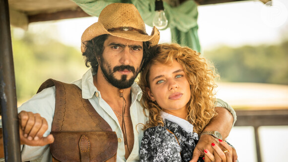 Renato Góes e Bruna Linzmeyer vivem José Leôncio e Madelaine na 1ª fase da novela 'Pantanal'