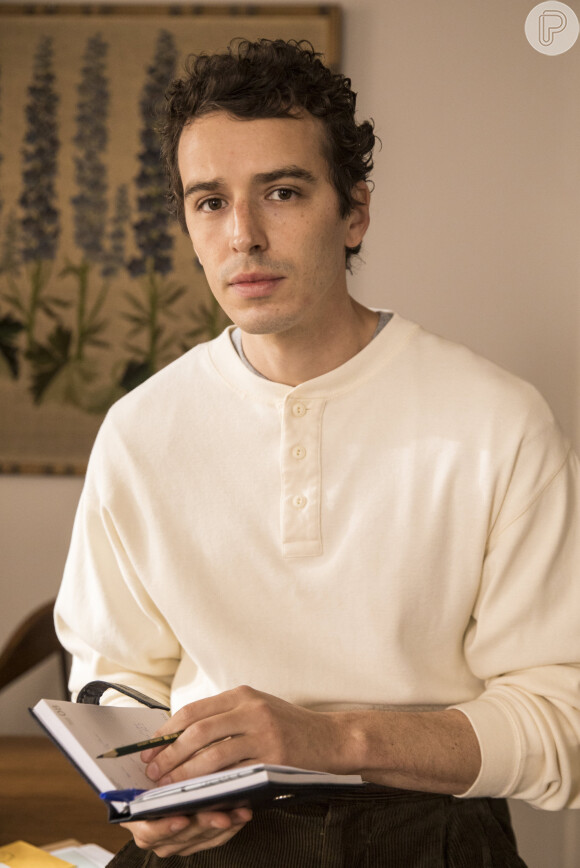 Gustavo (Gabriel Stauffer) vem de tradicional família carioca e terá um romance com Madeleine (Bruna Linzmeyer/Karine Teles), na novela 'Pantanal'