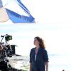 Débora Bloch grava cenas de 'Sete Vidas' em orla de praia no Rio de Janeiro