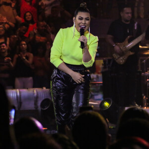 Naiara Azevedo comentou o caso, que está sob investigação, nas redes sociais