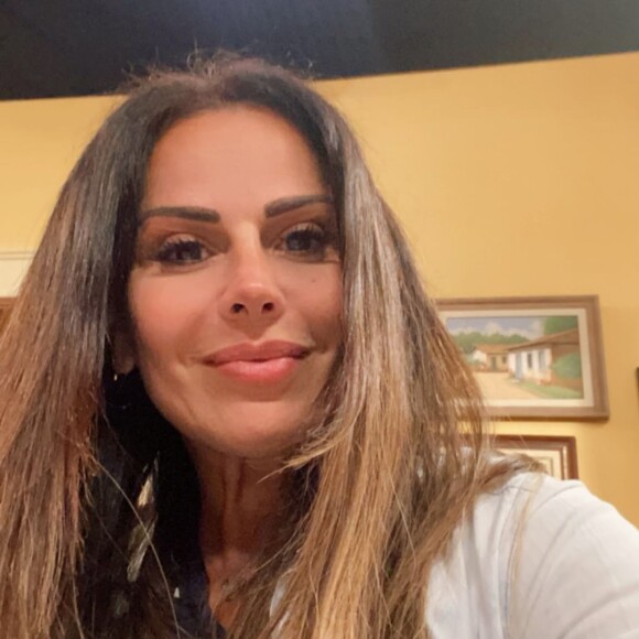 Viviane Araujo já fez exame para descobrir sexo do bebê, mas só vai saber durante o chá revelação
