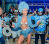 Sabrina Sato impressiona com corpo escultural ao posar com look all jeans em ensaio de Carnaval no Rio