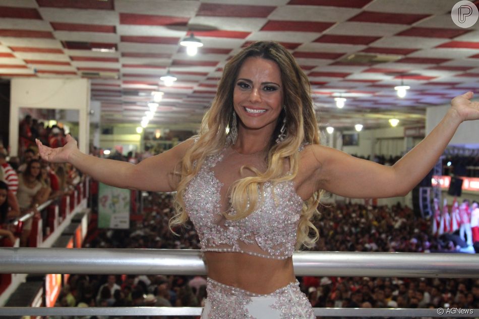 Viviane Araújo está tomando cuidados especiais para desfilar neste ano