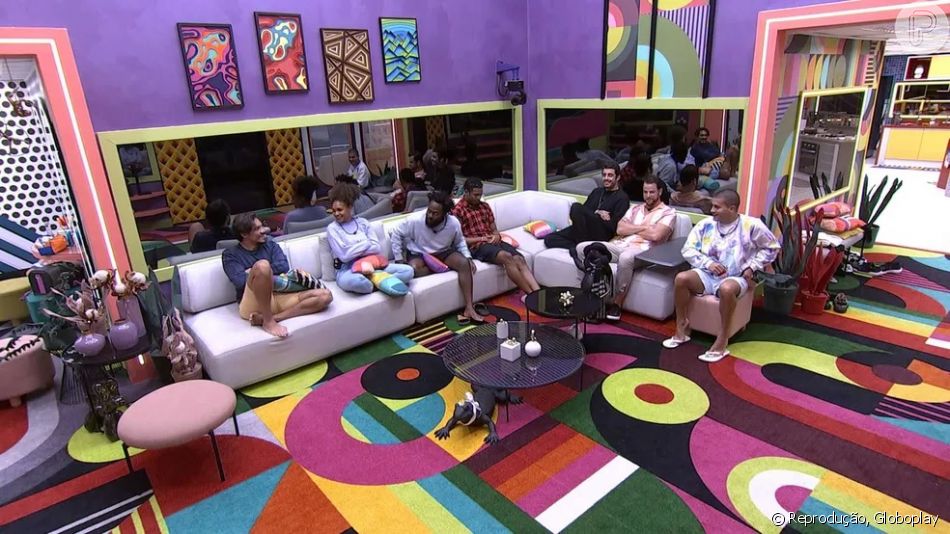 'BBB 22': Gustavo teve que escolher entre Arthur e Douglas Silva, os dois mais votados pela casa