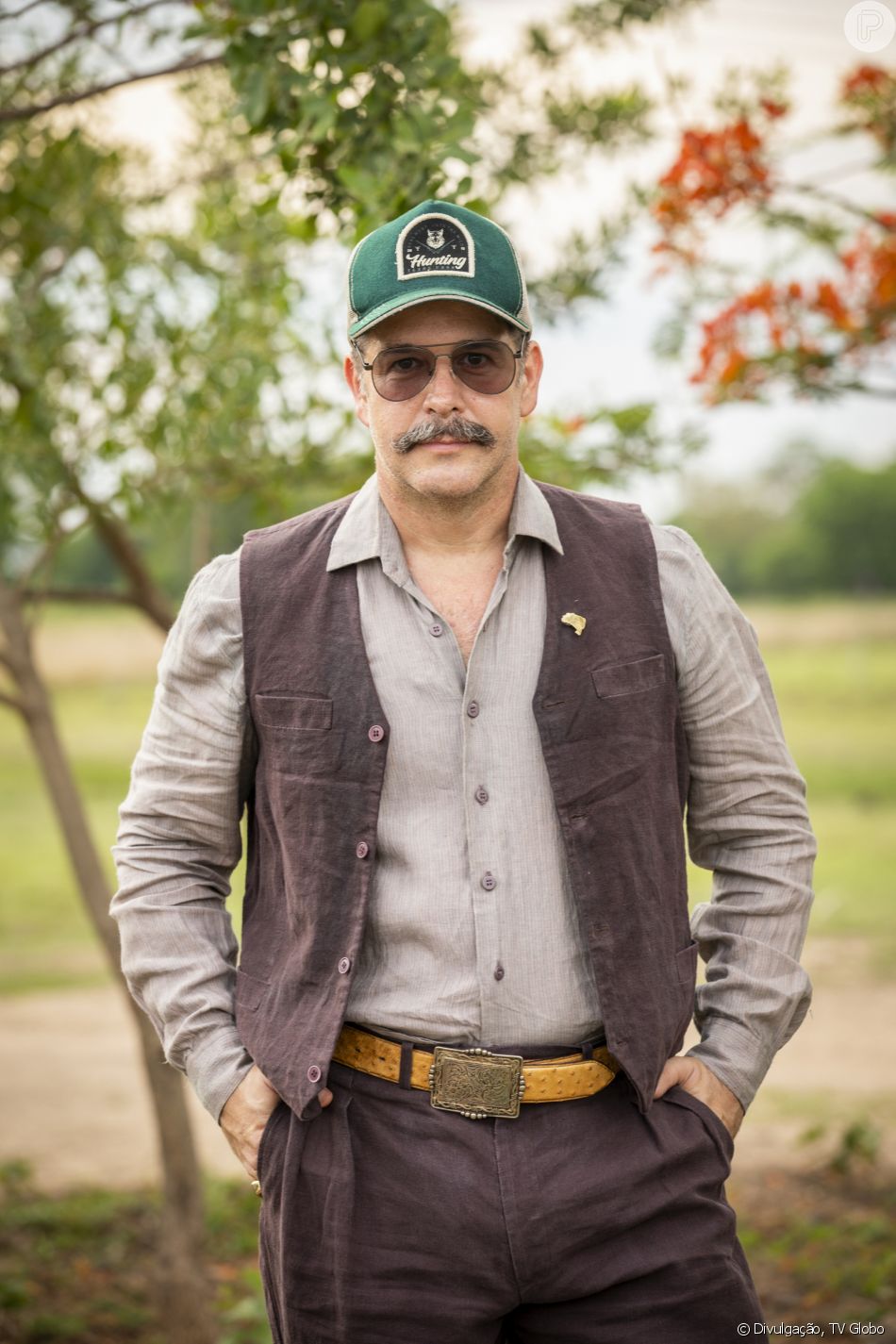 No remake da novela 'Pantanal', Tenório (Murilo Benício) pode ser morto por Alcides (Juliano Cazarré) sem ter tempo de lhe decepar o órgão genital