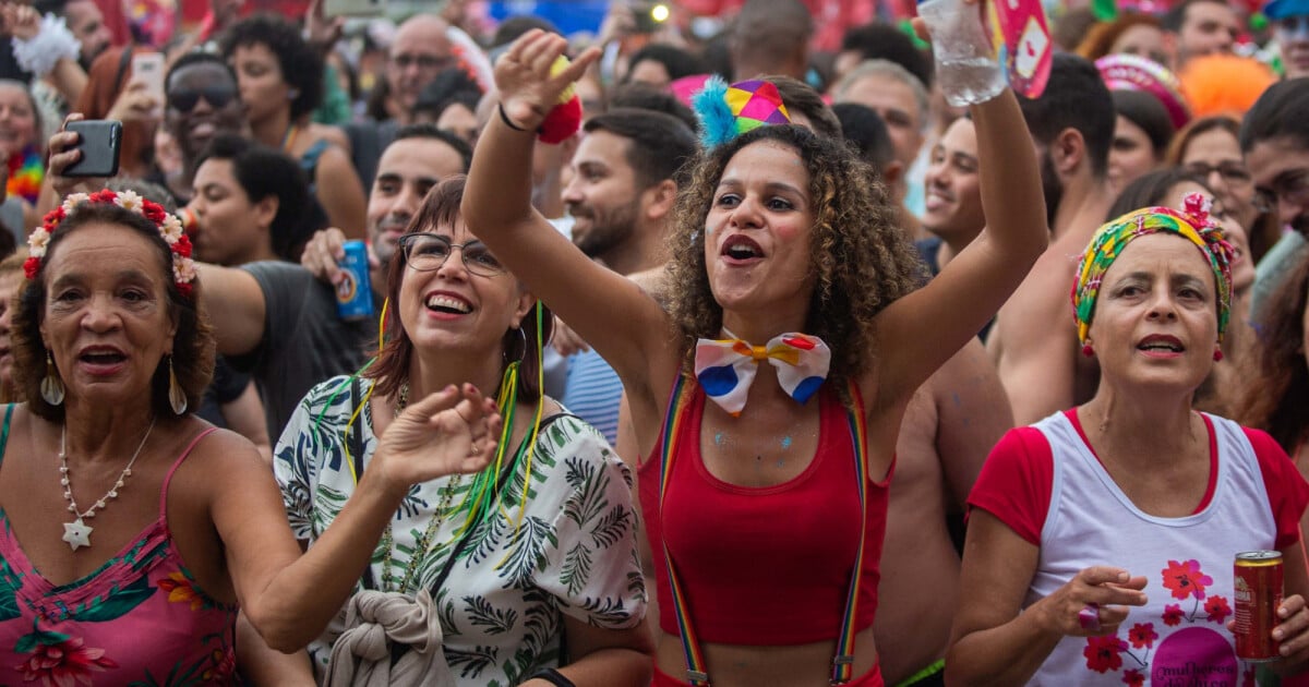 Carnaval 2022: blocos de rua no RJ garantem desfile mesmo com