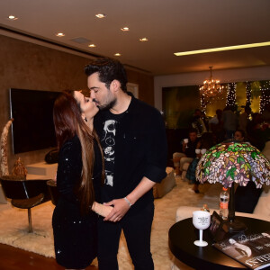 Maiara e Fernando Zor chegaram a trocar beijos nos palcos recentemente, pouco após a reconciliação